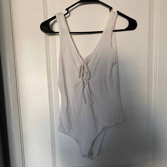 Pacsun Basics front Tie Bodysuit - Picture 1 of 4